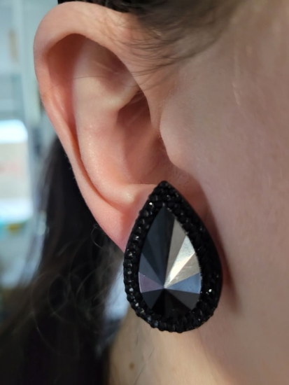 Tropfen Ohrstecker schwarz